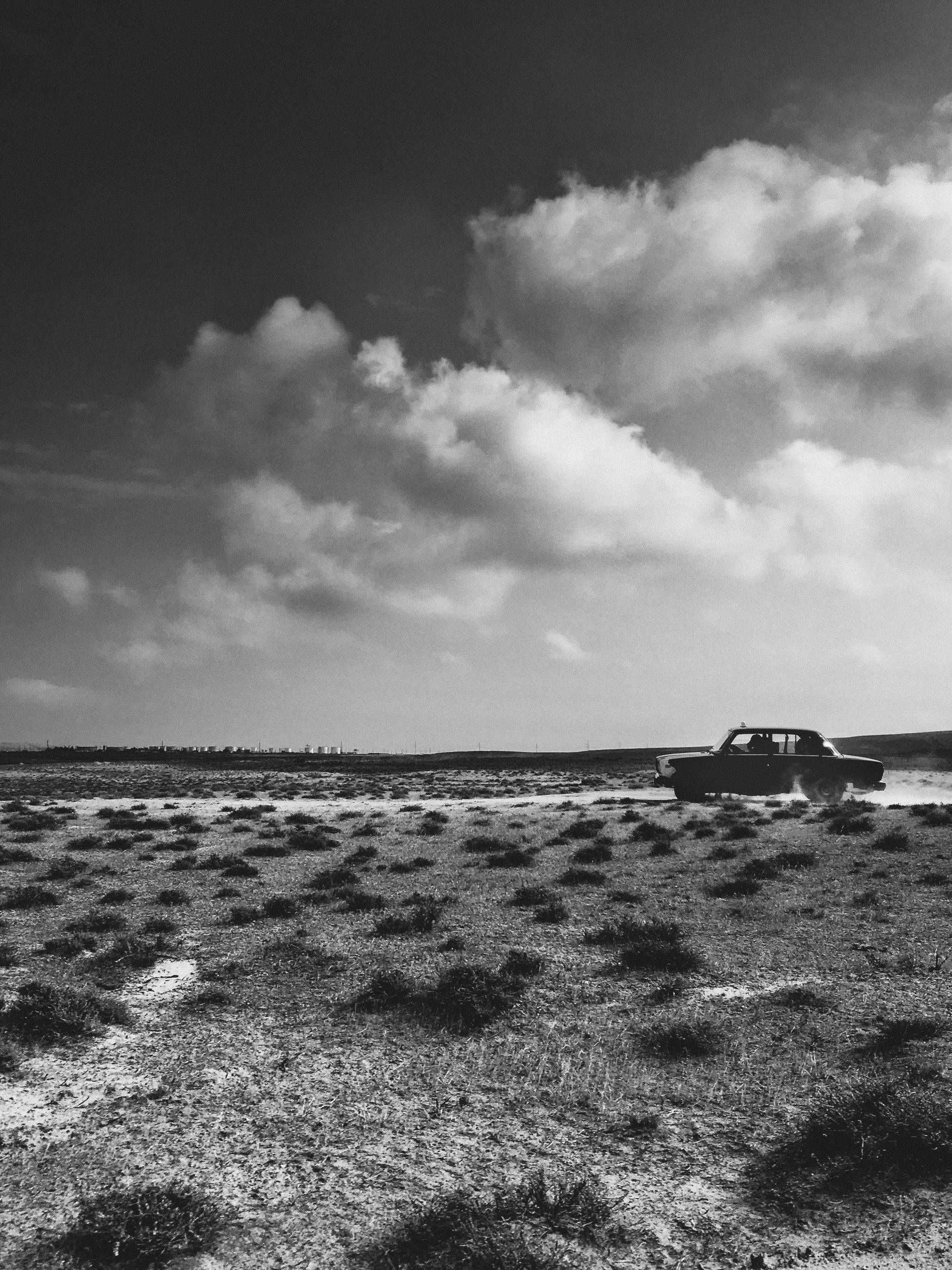 Echoes in Monochrome